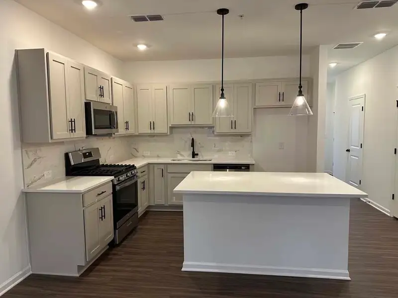 Kitchen featuring Artisan Collection Finishes