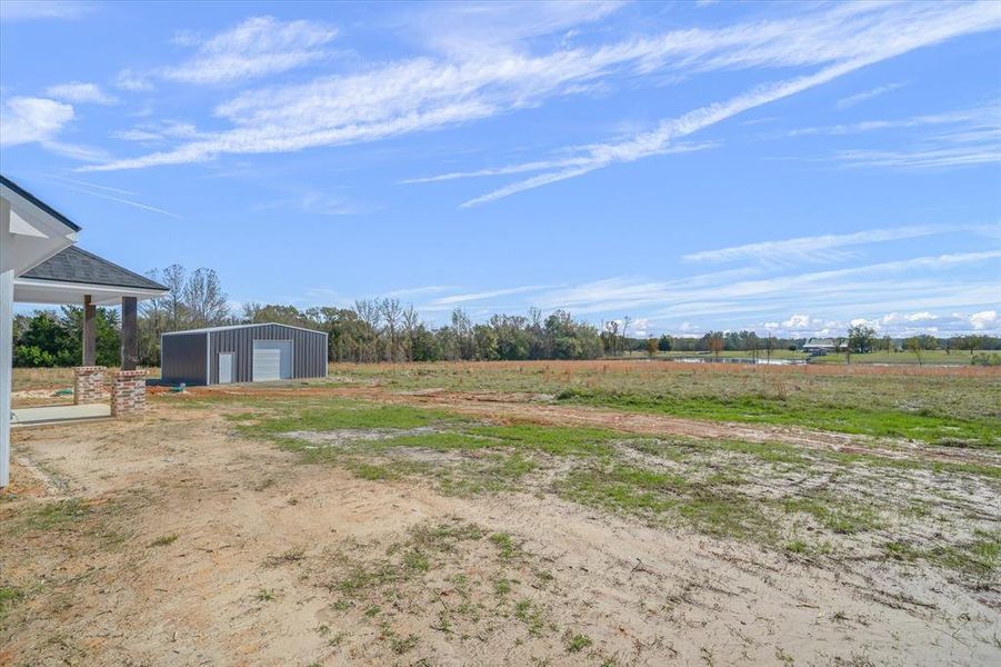 Plenty of space to roam or bring your livestock.