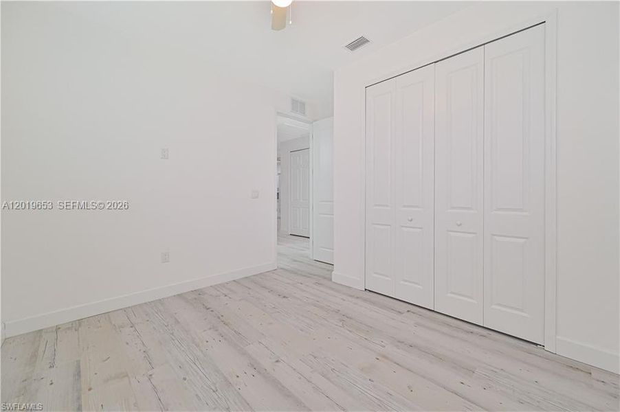 Spacious, unfurnished interior of a new home in , Fort Myers (Image 27).