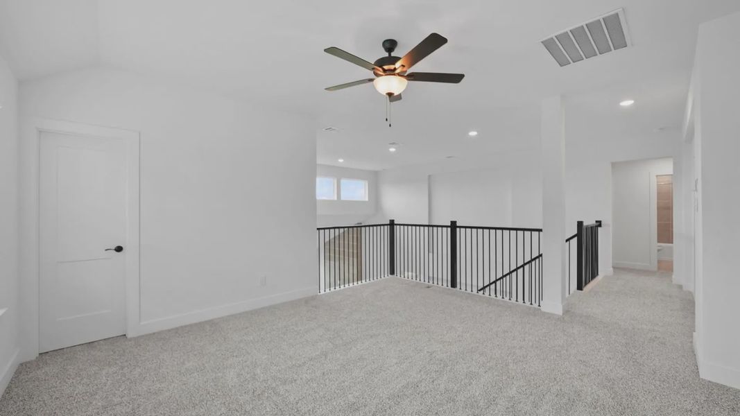Representative unfurnished interior of a home built from the Shenandoah by Chesmar Homes in Berry Creek Highlands, Georgetown (Image 25). Representative unfurnished interior of a home built from the Shenandoah by Chesmar Homes in Berry Creek Highlands, Georgetown (Image 25).