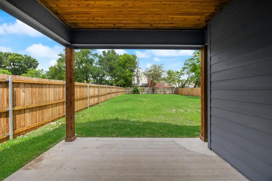 Exterior details and patio area of a home in , Dallas (Image 25).