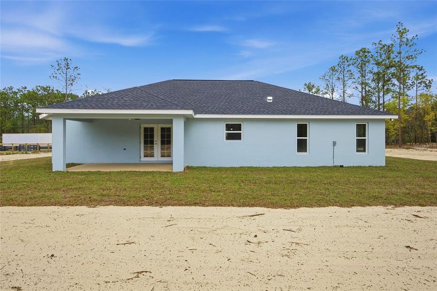 Exterior details and patio area of a home in , Ocala (Image 22).