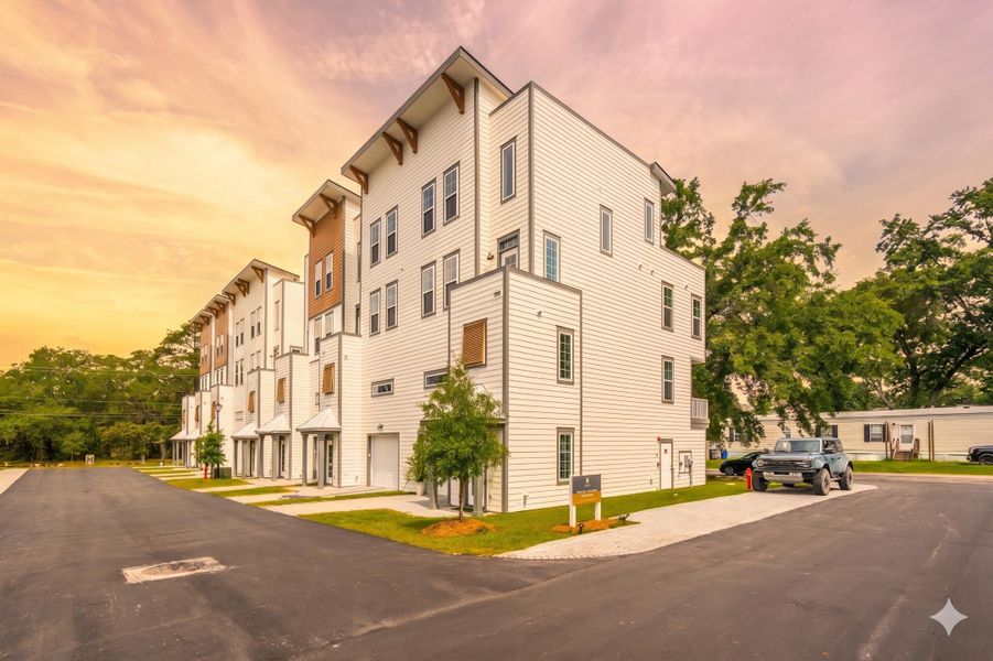 Condo located in North Charleston, SC showcasing its design and architecture (Image 5). Condo located in North Charleston, SC showcasing its design and architecture (Image 5).