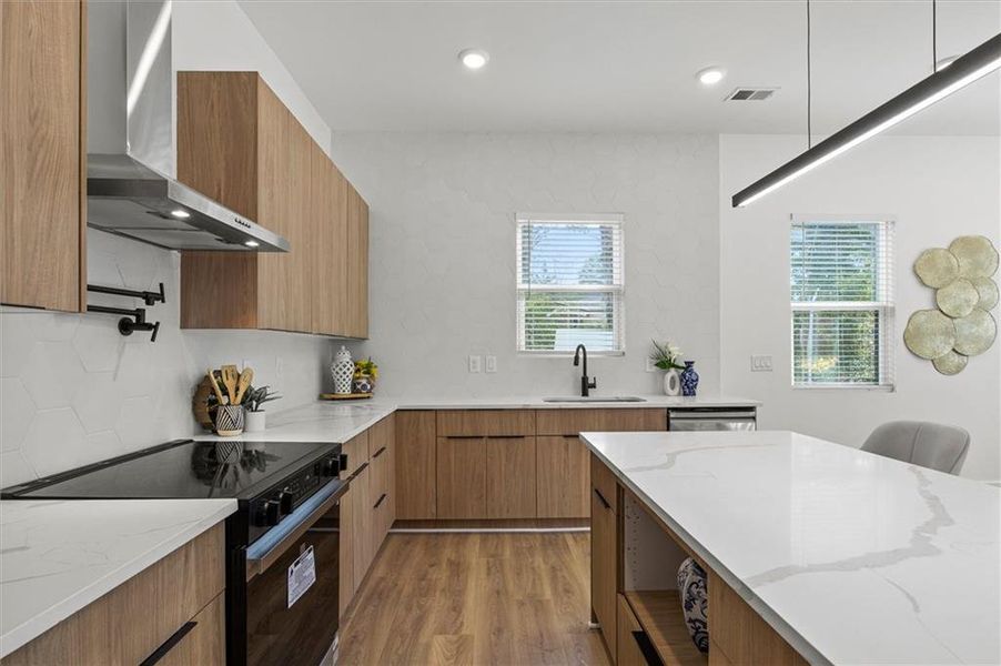 Furnished interior view inside a new home in , Atlanta (Image 7). Furnished interior view inside a new home in , Atlanta (Image 7).