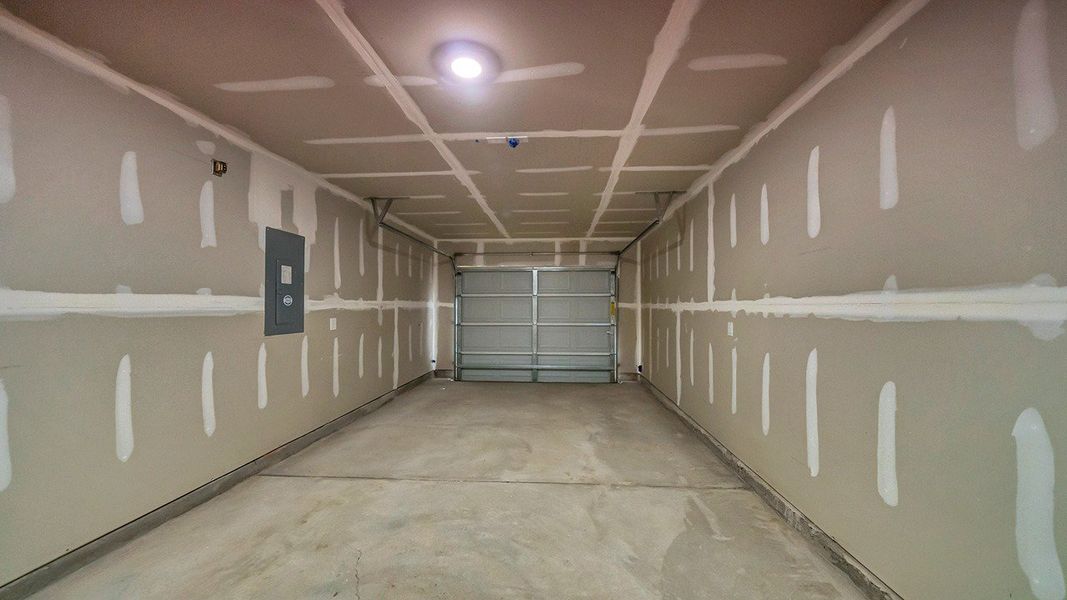 Spacious, unfurnished interior of a new home in Willow Commons, Lugoff (Image 13). Spacious, unfurnished interior of a new home in Willow Commons, Lugoff (Image 13).