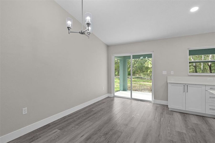 Spacious, unfurnished interior of a new home in , Ocklawaha (Image 27).