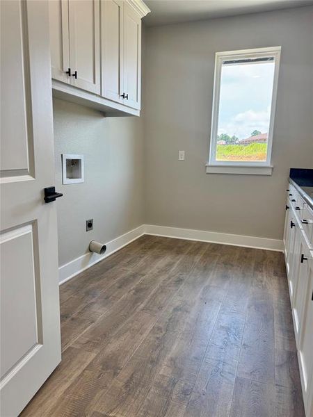 Spacious, unfurnished interior of a new home in , Lindale (Image 24). Spacious, unfurnished interior of a new home in , Lindale (Image 24).