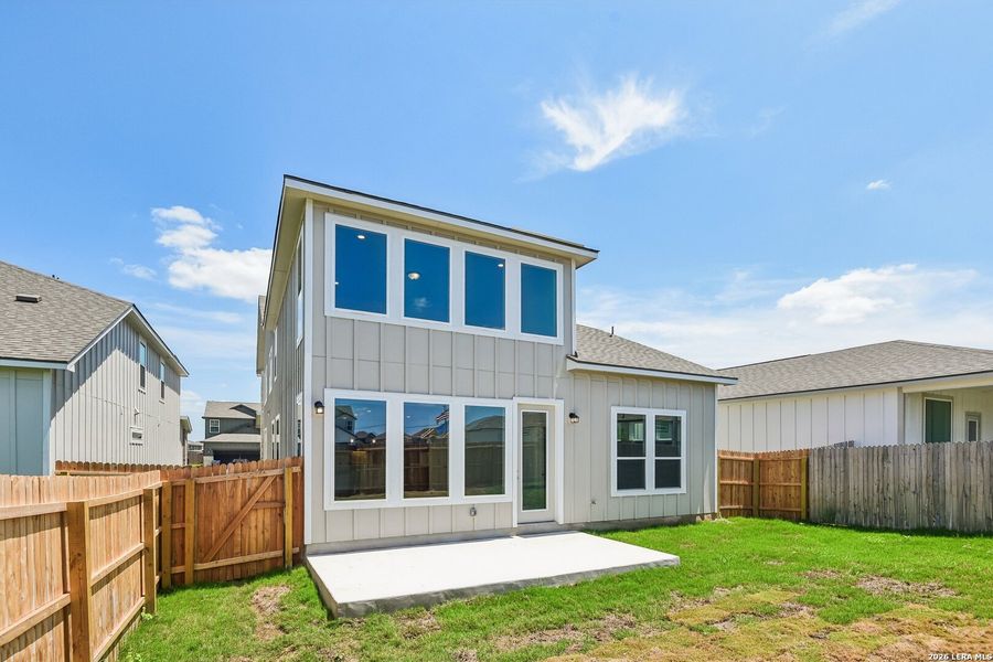 Image 39 of a home in Highland Ridge.