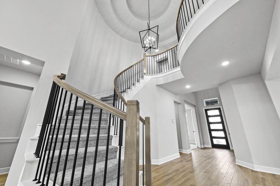 Representative image. Features, specifications, selections and colors may vary. Representative image. Features, specifications, selections and colors may vary.