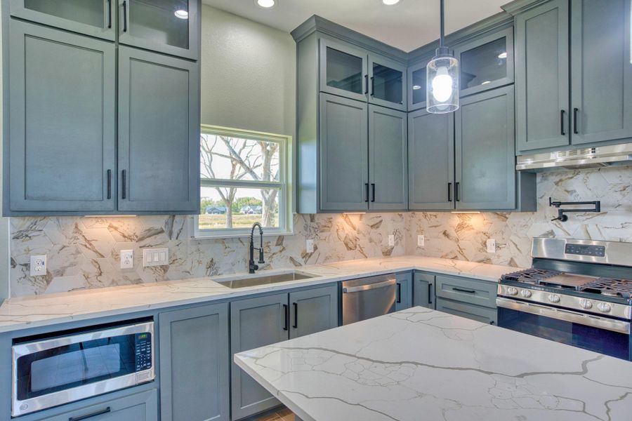 Furnished interior view inside a new home in , Angleton (Image 29).