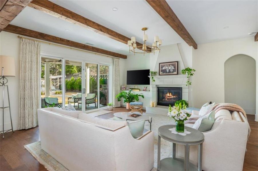 Furnished interior view inside a new home in Barrington Place, Roswell (Image 15). Furnished interior view inside a new home in Barrington Place, Roswell (Image 15).