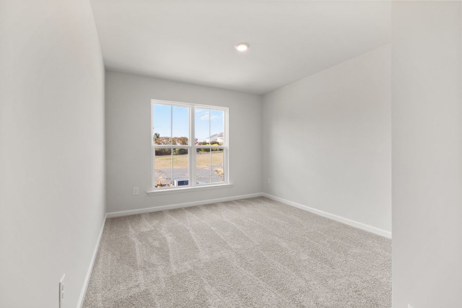 Spacious, unfurnished interior of a new home in Flemingfield, Greensboro (Image 19).