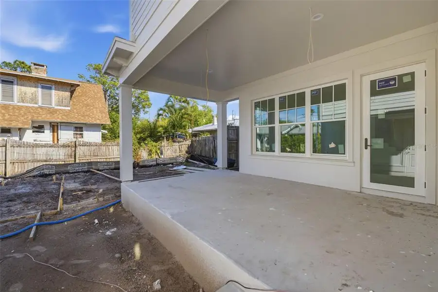 Exterior details and patio area of a home in , St. Petersburg (Image 8).
