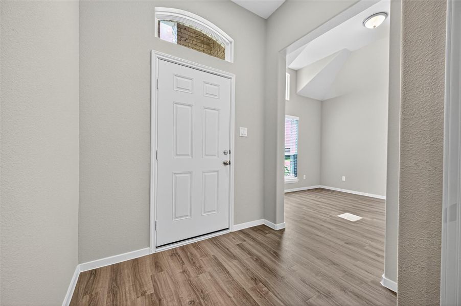 Spacious, unfurnished interior of a new home in Cypress Green, Hockley (Image 41). Spacious, unfurnished interior of a new home in Cypress Green, Hockley (Image 41).