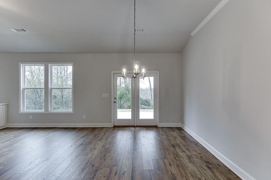 Spacious, unfurnished interior of a new home in , Jefferson (Image 30).