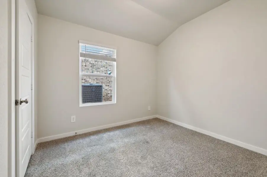 Spacious, unfurnished interior of a new home in , Conroe (Image 22).