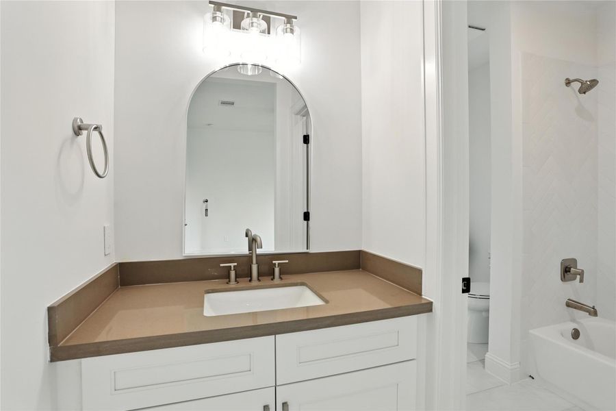 1st Jack and Jill bath connecting 2 bedrooms