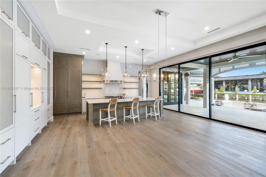 Spacious, unfurnished interior of a new home in , Fort Lauderdale (Image 36). Spacious, unfurnished interior of a new home in , Fort Lauderdale (Image 36).