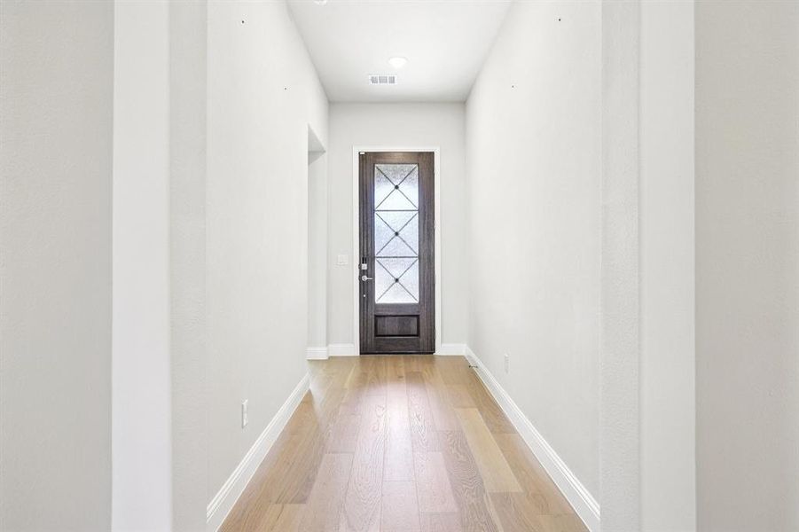 Spacious, unfurnished interior of a new home in ArrowBrooke, Aubrey (Image 27). Spacious, unfurnished interior of a new home in ArrowBrooke, Aubrey (Image 27).