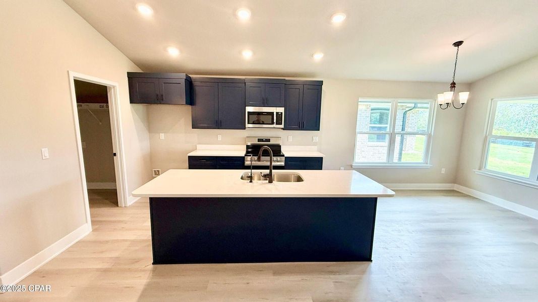 Furnished interior view inside a new home in College Station, Panama City (Image 3).