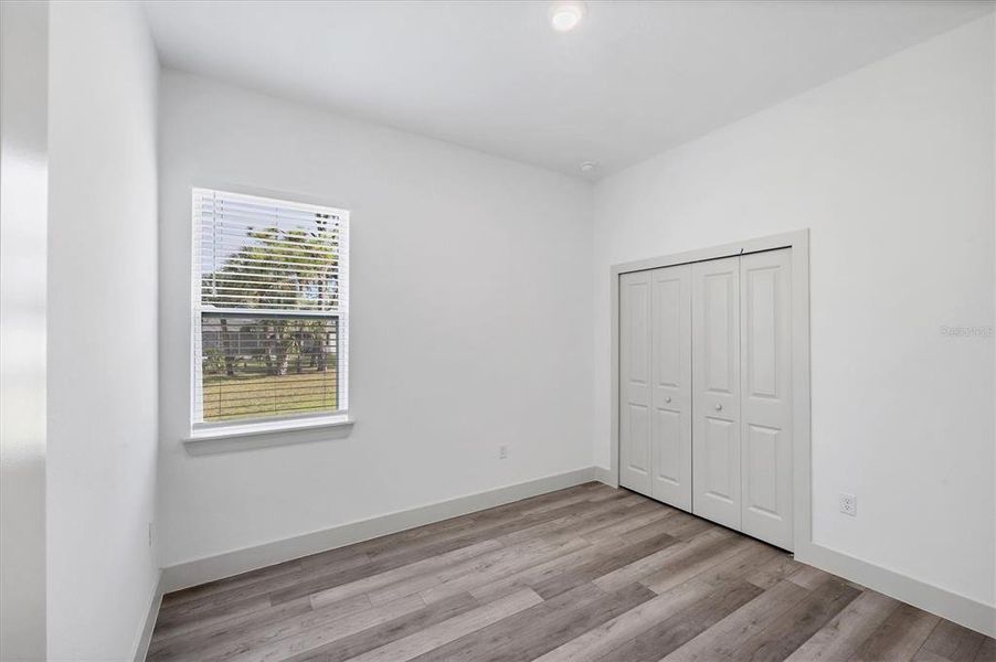 Spacious, unfurnished interior of a new home in , Port Charlotte (Image 29).