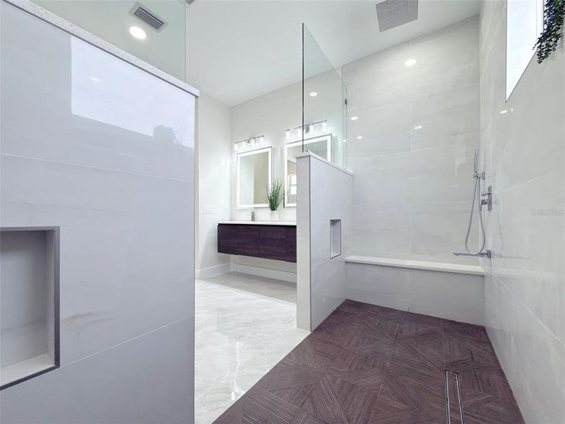 Image 43 of a home in .