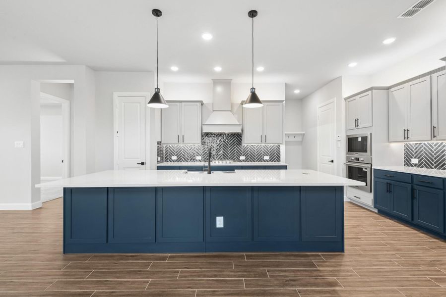 Furnished interior view inside a new home in Riceland 60’ Homesites, Mont Belvieu (Image 12). Furnished interior view inside a new home in Riceland 60’ Homesites, Mont Belvieu (Image 12).