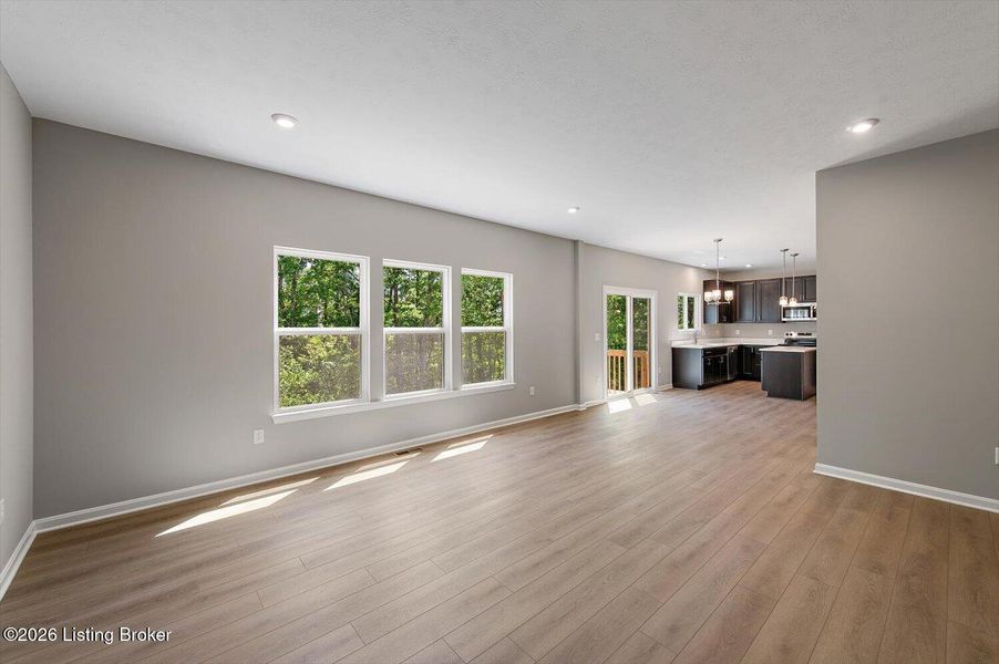 Spacious, unfurnished interior of a new home in Bridle Run, Louisville (Image 14). Spacious, unfurnished interior of a new home in Bridle Run, Louisville (Image 14).