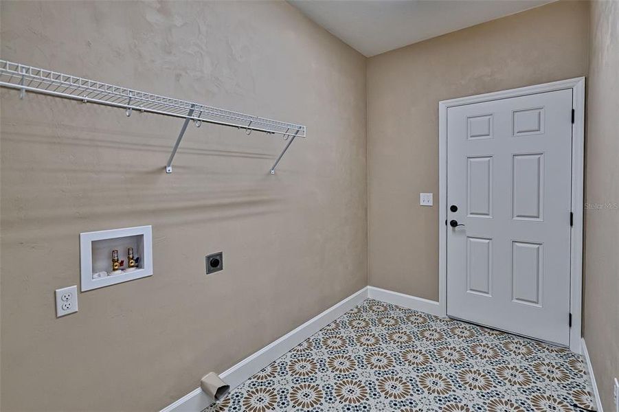 Spacious, unfurnished interior of a new home in , Keystone Heights (Image 22).