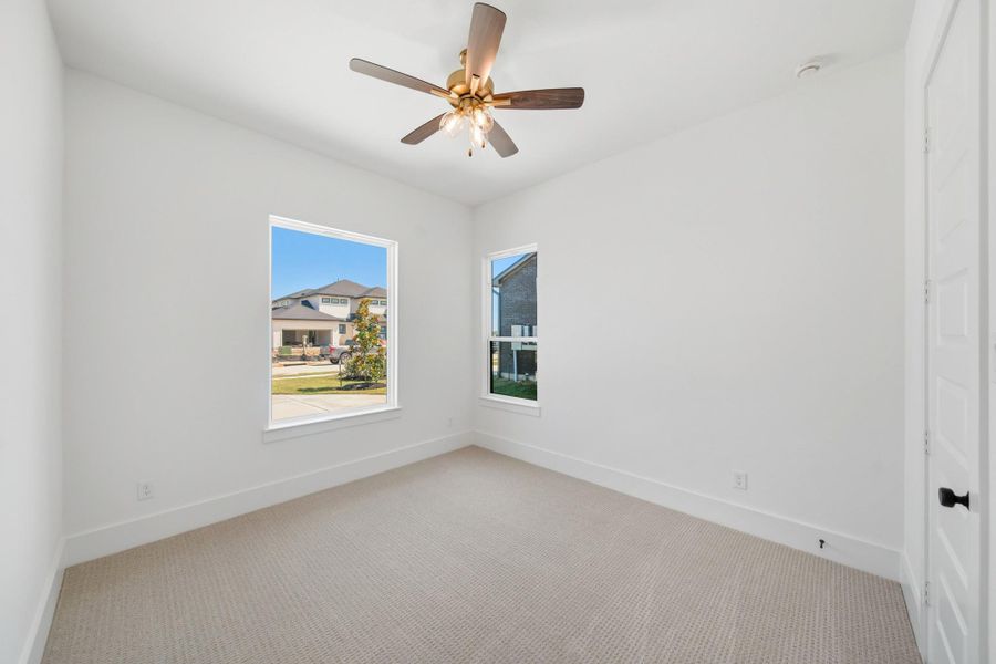 Spacious, unfurnished interior of a new home in Legacy, League City (Image 46).