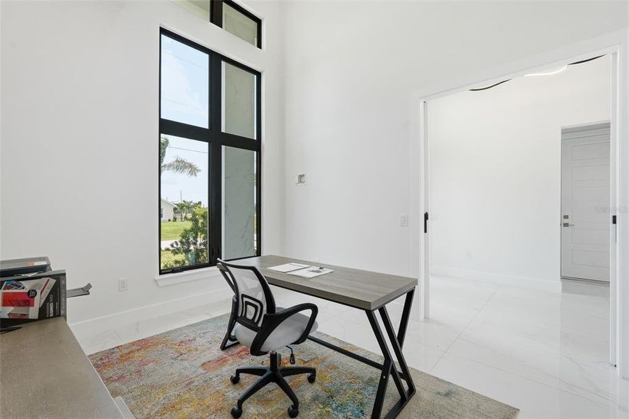 Furnished interior view inside a new home in , Cape Coral (Image 10).