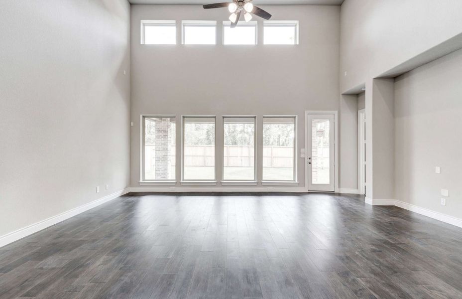 Representative unfurnished interior of a home built from the 2924 by Ravenna Homes in The Highlands 55′, Porter (Image 24). Representative unfurnished interior of a home built from the 2924 by Ravenna Homes in The Highlands 55′, Porter (Image 24).
