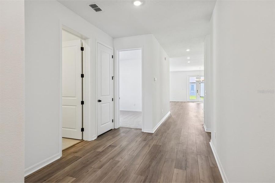 Spacious, unfurnished interior of a new home in Sunbrooke, St. Cloud (Image 13).