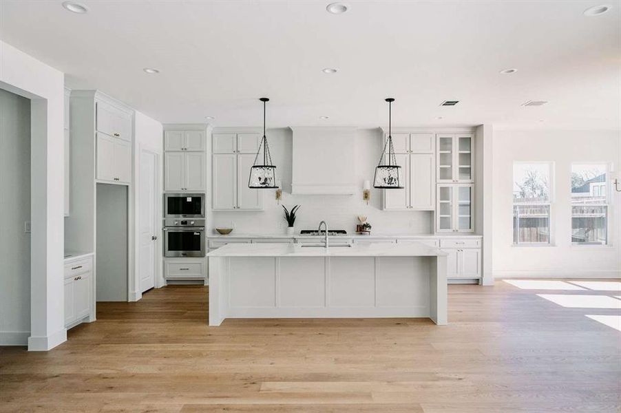 Furnished interior view inside a new home in , Aledo (Image 7).