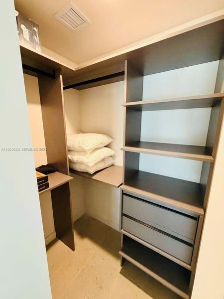 Image 24 of a home in . Image 24 of a home in .