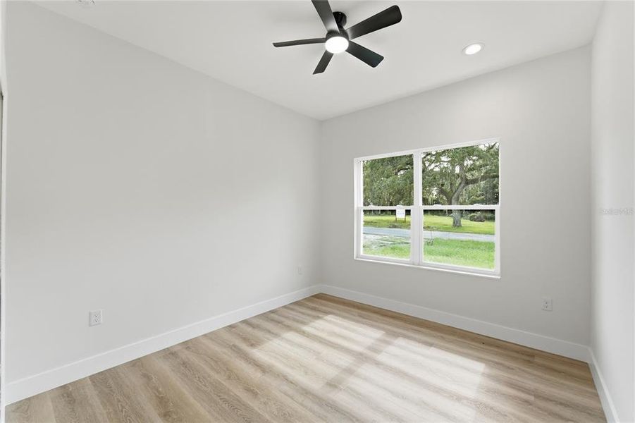 Spacious, unfurnished interior of a new home in , Leesburg (Image 22).