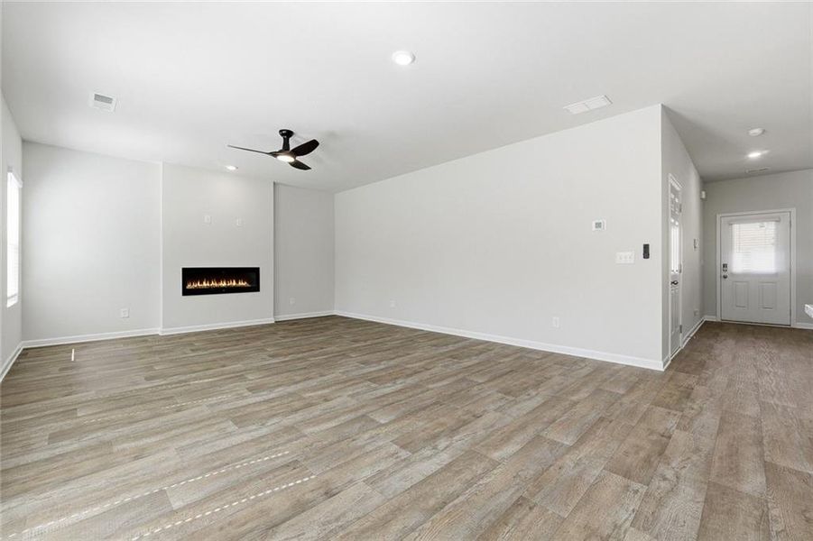Spacious, unfurnished interior of a new home in River Walk Farm, Covington (Image 20).