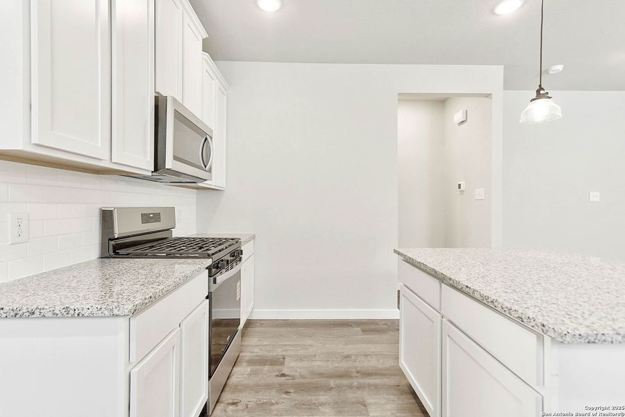 Furnished interior view inside a new home in Fairway Crossing 40s, San Antonio (Image 5). Furnished interior view inside a new home in Fairway Crossing 40s, San Antonio (Image 5).
