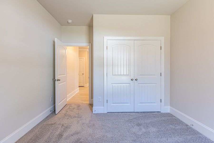 Representative unfurnished interior of a home built from the Habersham II by Great Southern Homes in Old Charleston Acres, Pelion (Image 38).