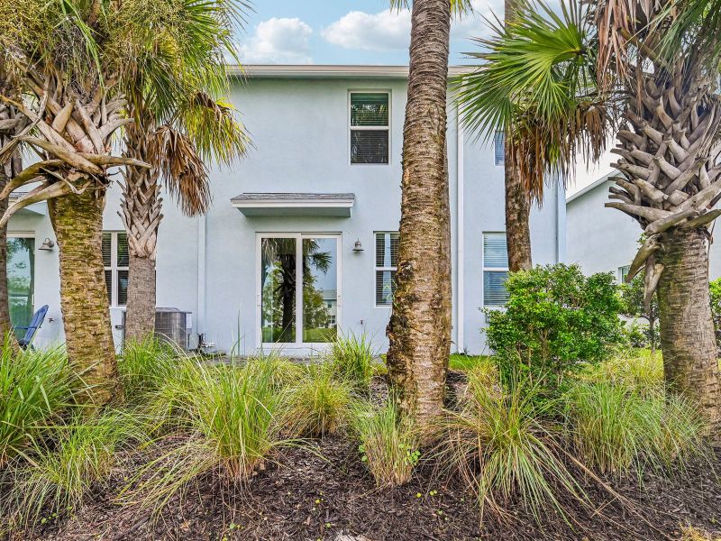 Exterior details and patio area of a home in Tidewater, Fort Pierce (Image 4).