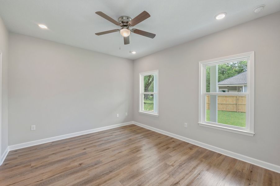 Representative unfurnished interior of a home built from the Scarlett by CJL Homes in Barton's Bend, Crestview (Image 28). Representative unfurnished interior of a home built from the Scarlett by CJL Homes in Barton's Bend, Crestview (Image 28).