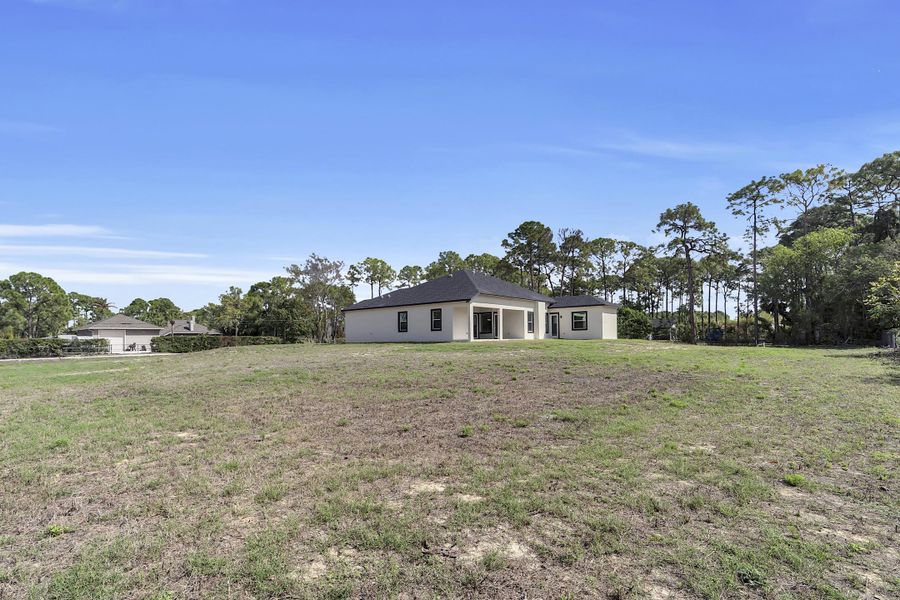 15174 69th Ct N. Loxahatchee 33470 -