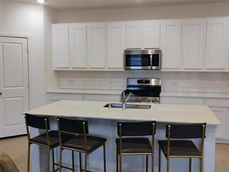 Furnished interior view inside a new home in Cypress Creek: Classic Collection, Princeton (Image 30). Furnished interior view inside a new home in Cypress Creek: Classic Collection, Princeton (Image 30).