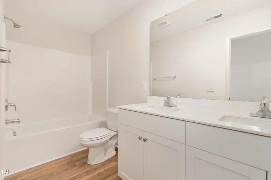 019_img_9993-edit_563