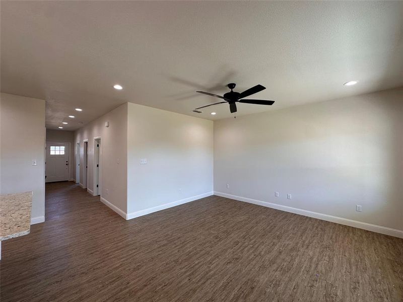 Spacious, unfurnished interior of a new home in , Abilene (Image 20).