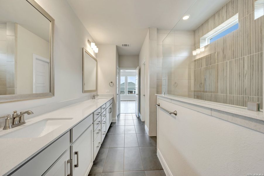 Furnished interior view inside a new home in The Crossvine 45’, Schertz (Image 8).