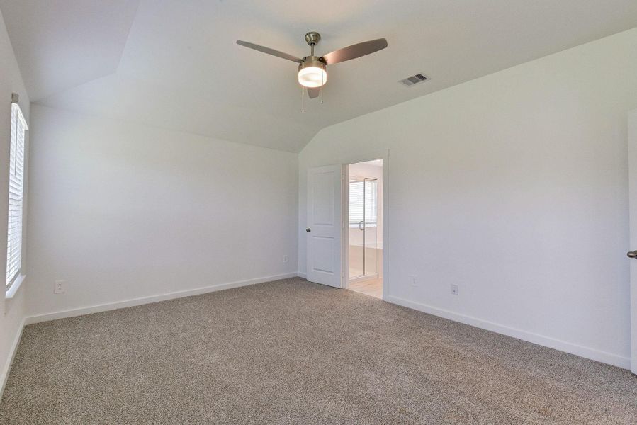 Spacious, unfurnished interior of a new home in Sorrento, Richmond (Image 17). Spacious, unfurnished interior of a new home in Sorrento, Richmond (Image 17).