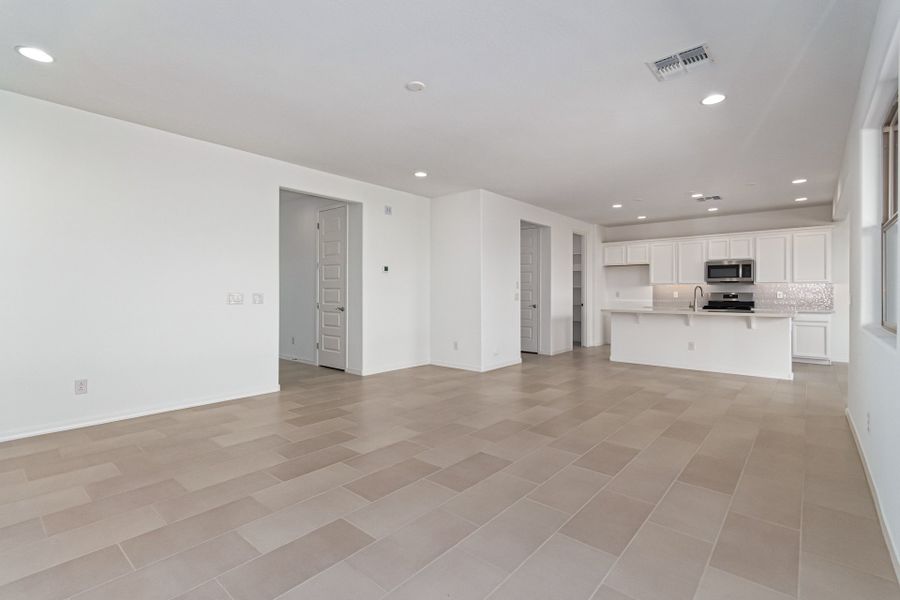 Representative unfurnished interior of a home built from the Glenstone by Taylor Morrison in Lucero Discovery Collection, Goodyear (Image 12).