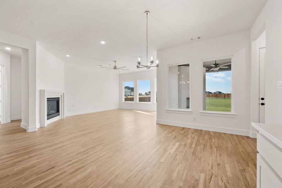 Spacious, unfurnished interior of a new home in Settlers Glen, New Fairview (Image 30). Spacious, unfurnished interior of a new home in Settlers Glen, New Fairview (Image 30).