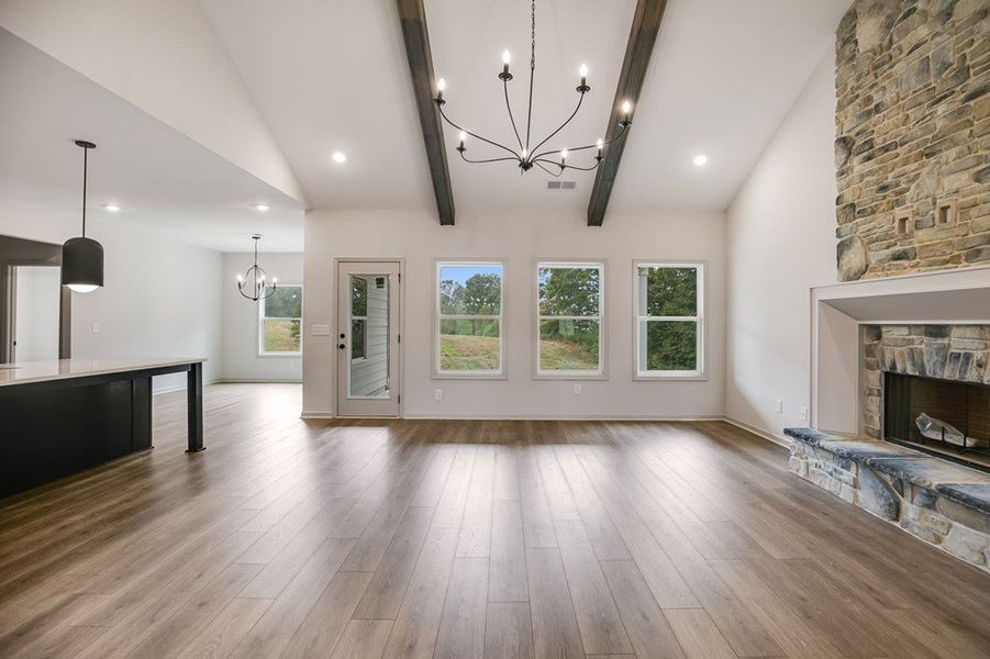 Spacious, unfurnished interior of a new home in Parmer Farms, Roopville (Image 21).